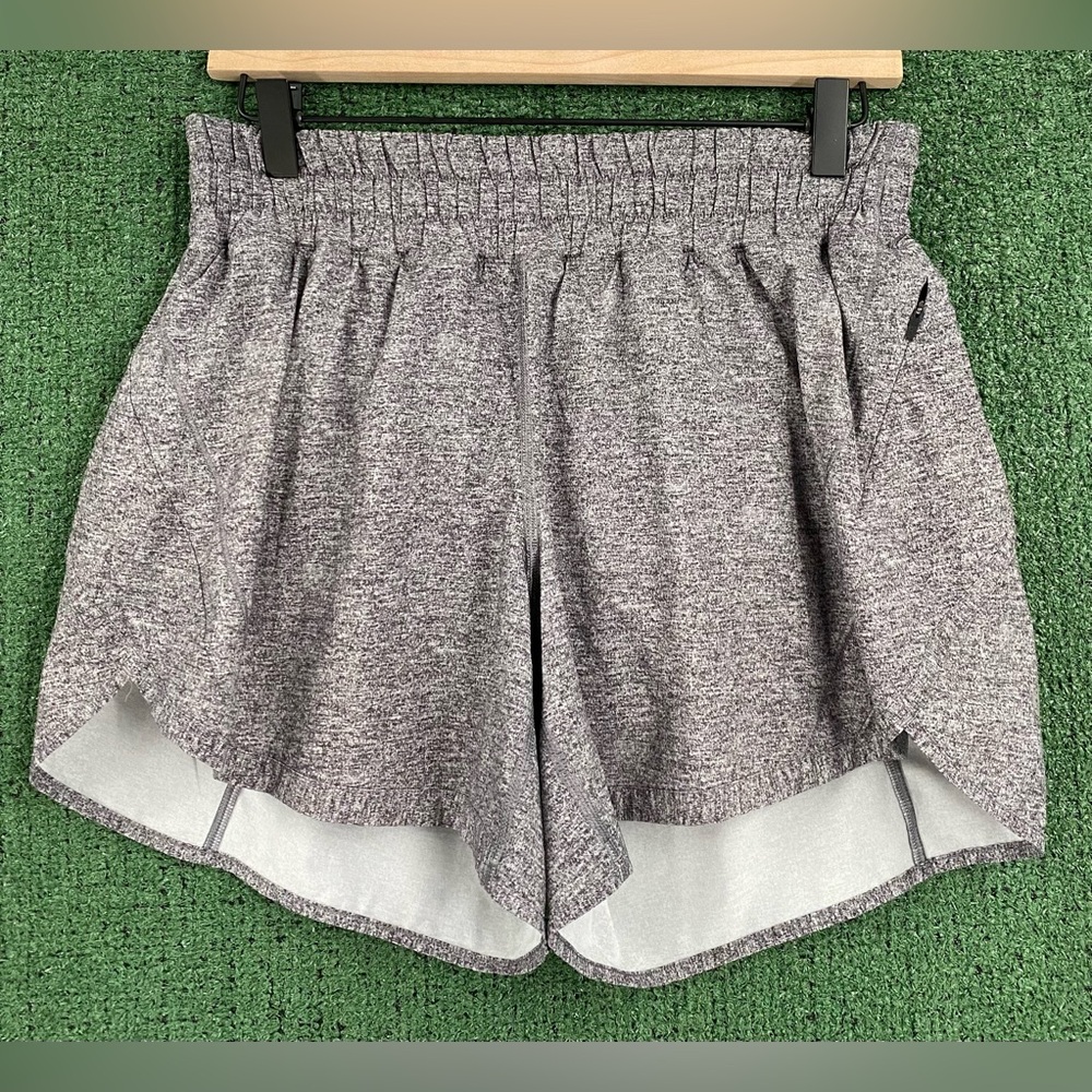 Lululemon Tracker Short V Heathered Lux Multi Black Grey Shorts Women’s Size 10